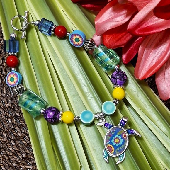 Artisan Hand Crafted Bracelet Turtle Flower Colorful Beaded OSFM - Picture 7 of 10